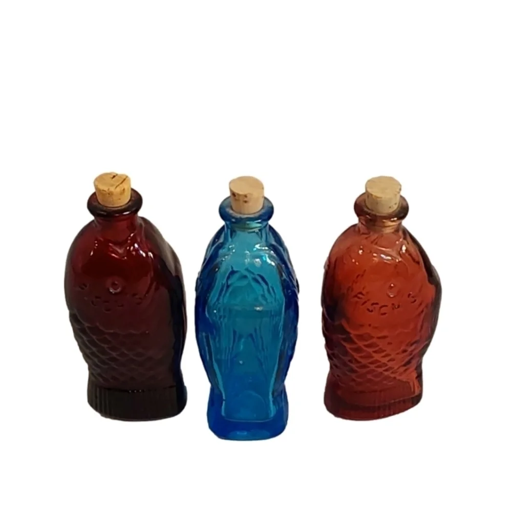 VINTAGE WHEATON TRIO FISH GLASS BOTTLE FLASK WITH CORK‎